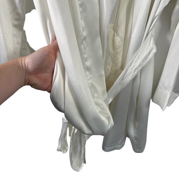 Victoria's Secret Vtg Y2K White Beaded Lace Satin Lingerie Robe Set Bride Honeym - Picture 3 of 9